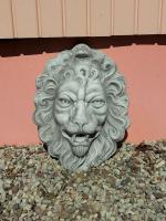 Sienas strūklaka F18F